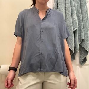 Uniqlo Short-Sleeve Button-Down Blouse (Gray-Blue)